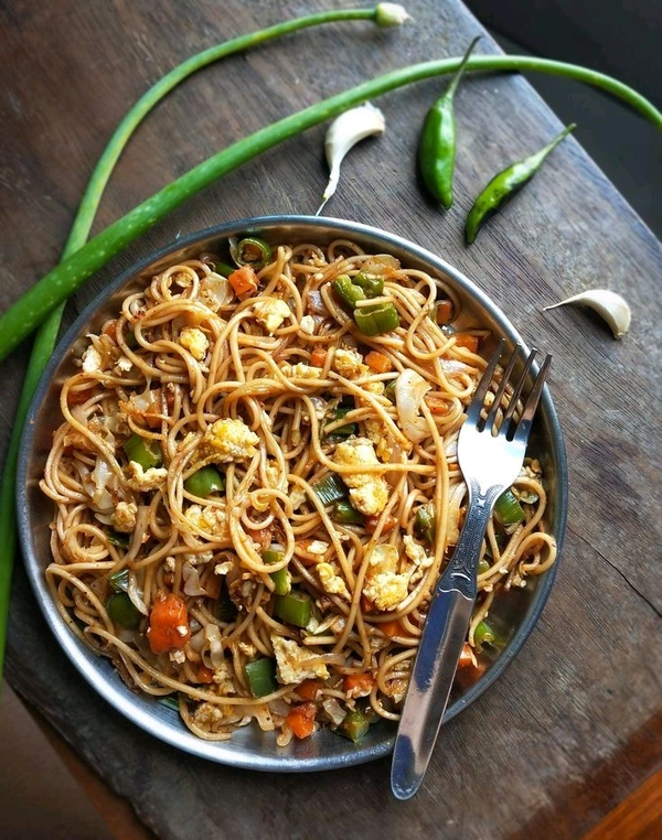 veg chowmein - half