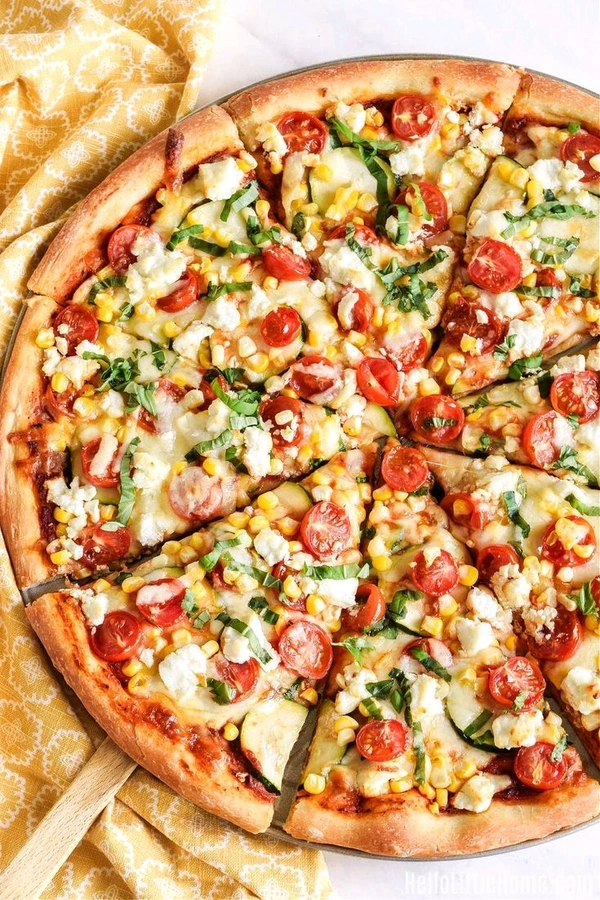 tomato onion corn cheese pizza - small