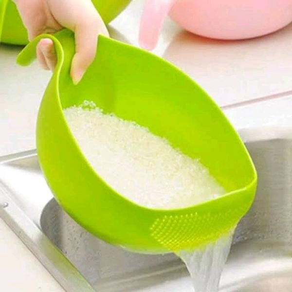 🍚 Rice Strainer – The Perfect Kitchen Companion for Effortless Washing and Draining

Upgrade your kitchen experience with our Premium Rice Strainer, designed to make washing, rinsing, and draining rice, pulses, fruits, and vegetables easier than ever. Crafted with precision and practicality in mind, this multipurpose strainer helps you maintain hygiene, reduce waste, and save time