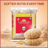 Aashirvaad Shudh Chakki Atta, 5kg Pack, 100% Whole Wheat Flour, 0% Maida - 5 Kg