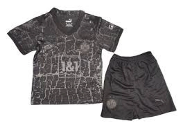 Borussia Dortmund 22/23 Special Black Kit Fan Edition With Short - XL