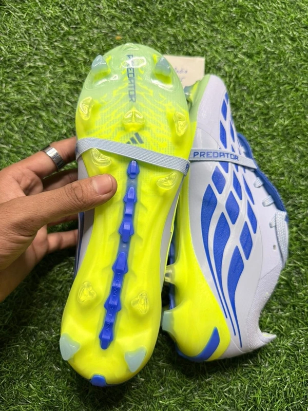 Predator Foldover Elite Green Blue Colour FG With Lace - 6.5