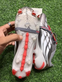 Predator Elite Foldover FG Grey Colour With lace - 8