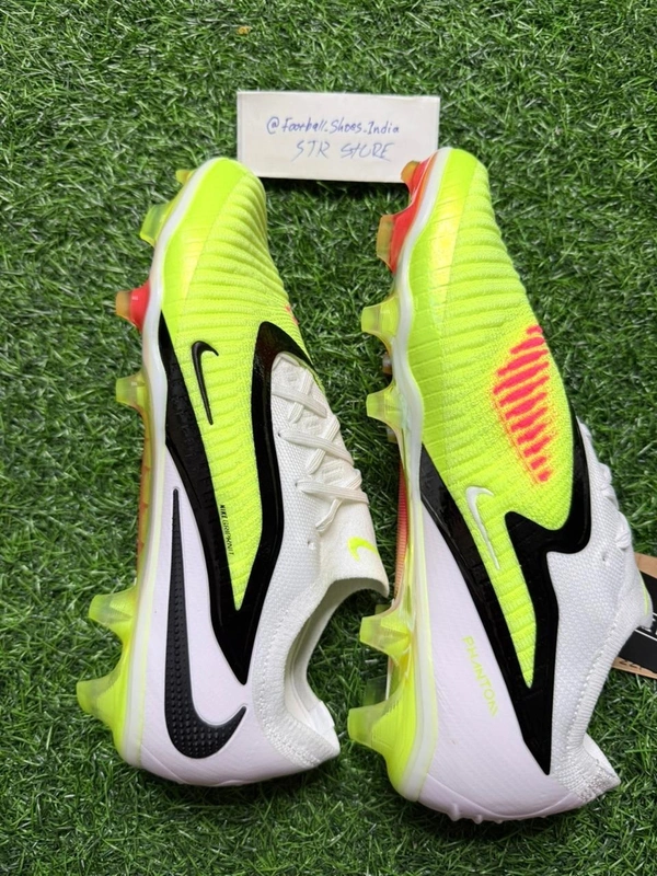 Phantom 6 Luna III Elite White Green Low-top FG With Lace - 8.5