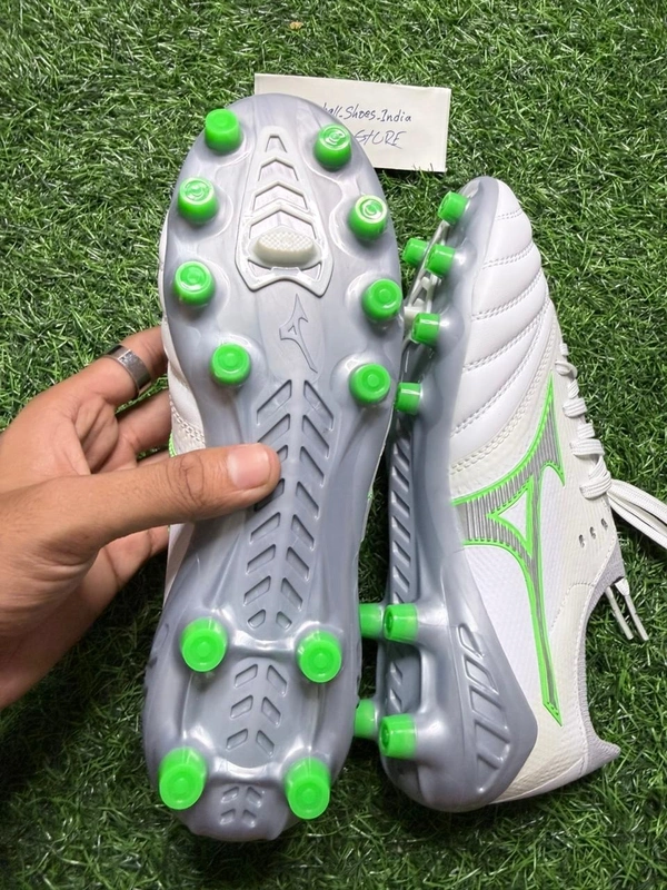 Mizuno Neo 3 White And Green Low-top FG With Lace - 7.5