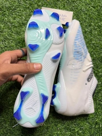 Future 8 Ultimate White Blue Colour Low-top With Lace - 8