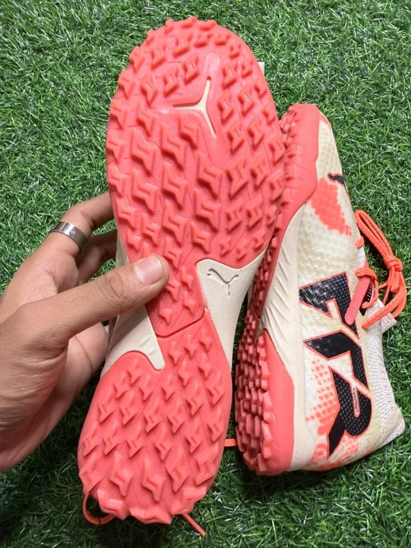 Future Cream Colour Astro/Turf Boot With Lace - 6