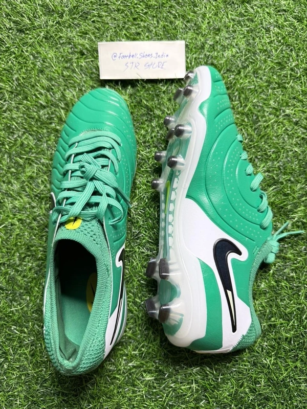 Tiempo Legend 10 Elite Green Low-top FG With Lace - 10