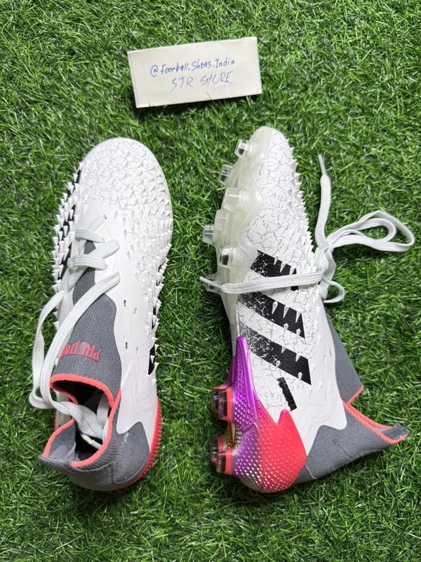Predator Freak White High Top FG  With Lace FG - 5