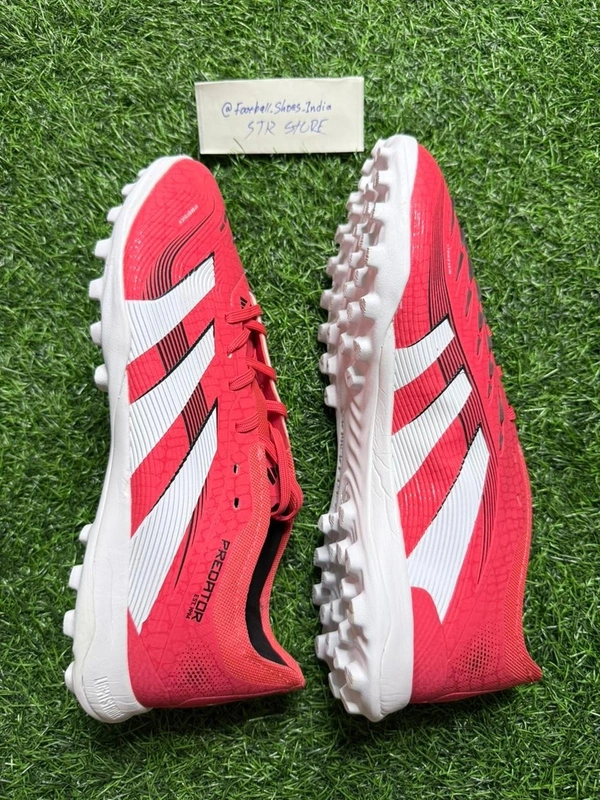 Predator Elite Red Colour AG/Turf Low-top With Lace - 6
