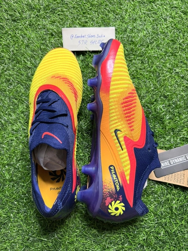 Phantom 6 Luna III Elite Yellow Blue Low-top FG With Lace - 7.5