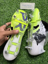 Predator Elite Foldover White And Green SG With Lace (Metal Changer) - 8