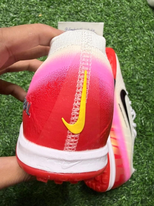 Mercurial Vapor 16 White Red Low-top AG/Turf With Lace - 6