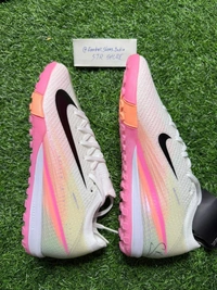 Mercurial Vapor 16 White Pink Mix AG/Turf With Lace - 5.5