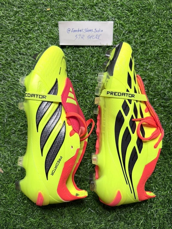 Predator Elite Foldover Yellow Colour FG With Lace - 6.5