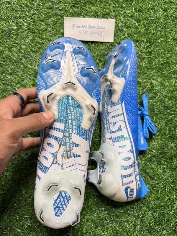 Mercurial Vapor 13 Superfly Blue Colour Low Ankle - 7.5