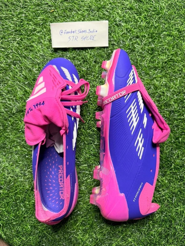 Predator Elite Blue And Pink Foldover With Lace FG - 6.5