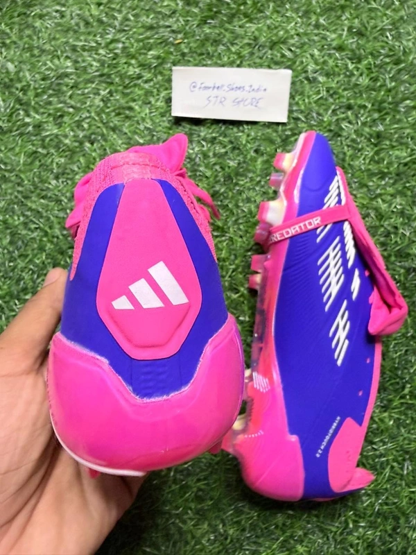 Predator Elite Blue And Pink Foldover With Lace FG - 6.5