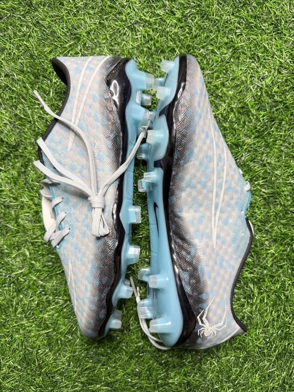 Hypervenom Phantom 3 Blue & Grey Low-top FG With Lace - 7