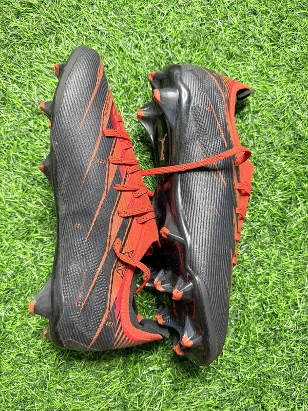 Ultra Black And Red Colour With Lace - 6.5