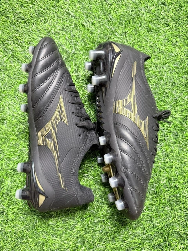 Mizuno Morelia Neo Black And Gold With Lace FG - 6.5