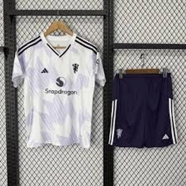 Manchester United 25/26 Away Kit Fan Edition With Short - XL