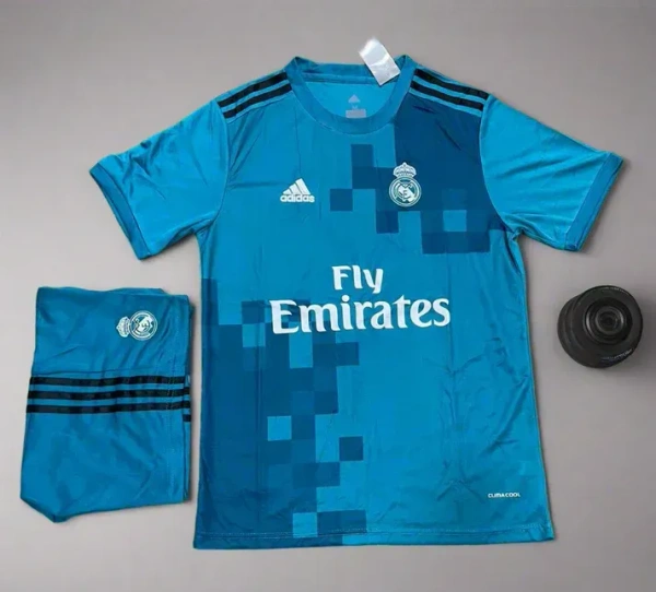 Retro Madrid 17/18 3rd Kit Fan Edition With Short - L