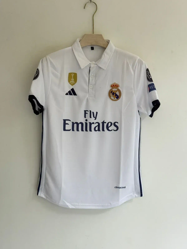 Retro Madrid 2016-17 Home Half Sleeve - S