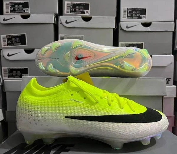 Mercurial Vapor football boots in a bright yellow colorway FG