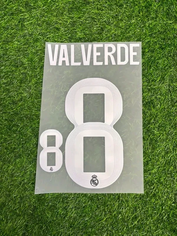 Madrid 25/26 Home Official Print - Valverde 8