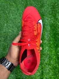 Airzoom Mercurial Maroon Colour Metal Changer - 6