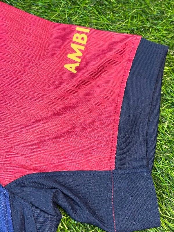 Barcelona Travis Scott 24/25 Home Player Edition - S