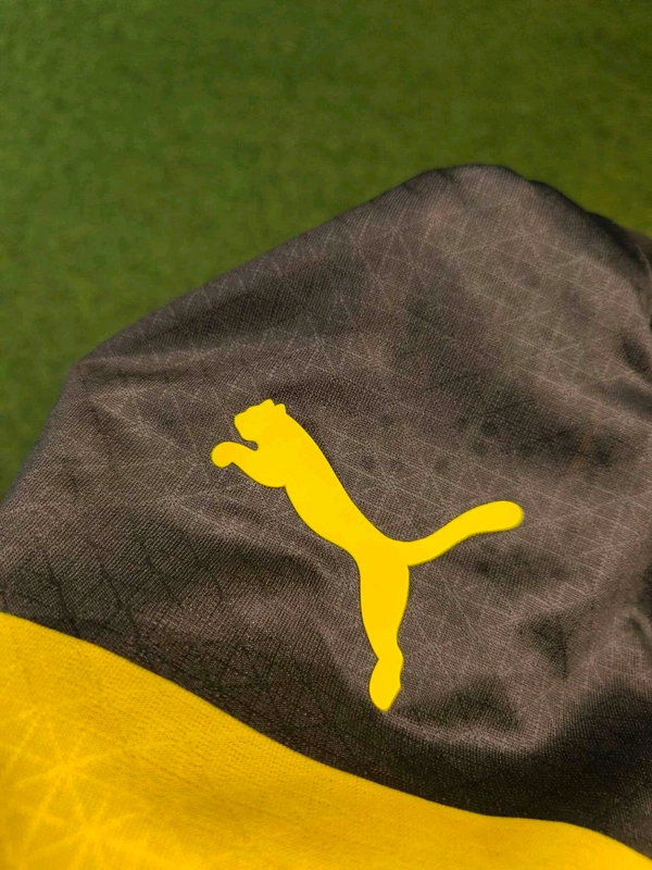 Borussia Dortmund 24/25 Away Kit Player Edition - L