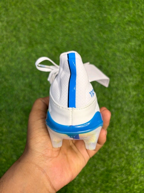 Copa Pure 3 White Blue Colour 11pure FG - 9
