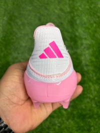 F50 Lamine Yamal Edition Baby Pink FG Without Lace - 6.5