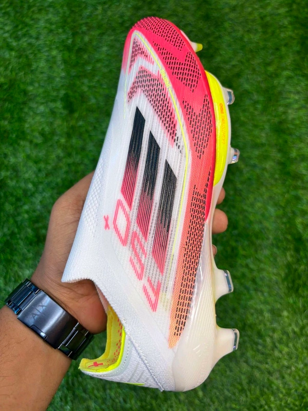 F50+ White Orange FG Without Lace