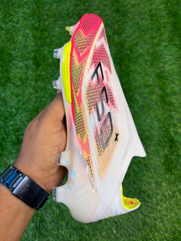 F50+ White Orange FG Without Lace