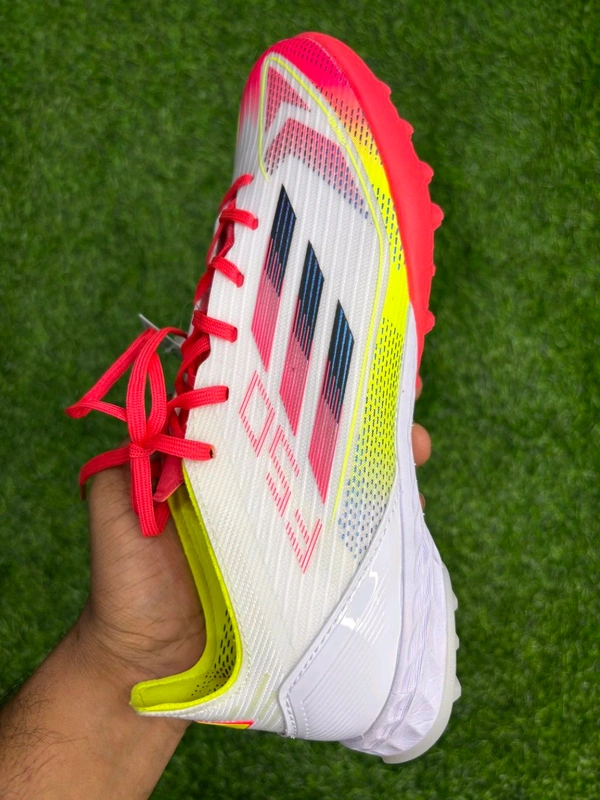 F50 White Orange Mix Colour AG/Turf With Lace - 7.5