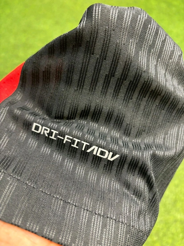 FC Barcelona Away 24/25 Black Player Edition - S