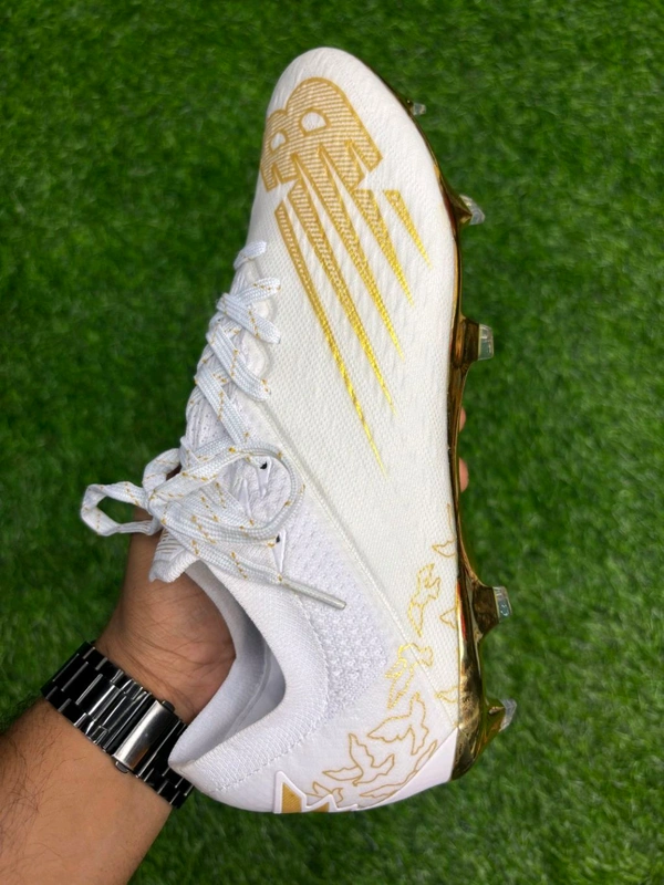 Furon V6+ Pro White & Gold Colour FG With Lace - 9