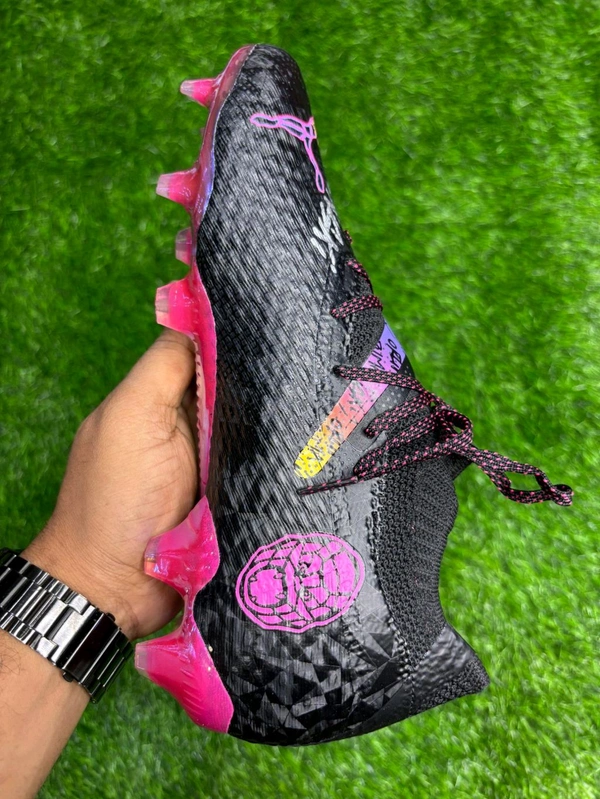 Future 7 Pro FG Boot Black With Lace - 9.5