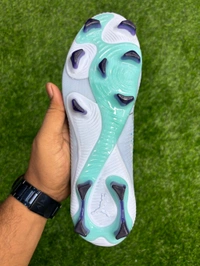 Future 8 Ultimate Baby Blue Colour FG With Lace - 6.5