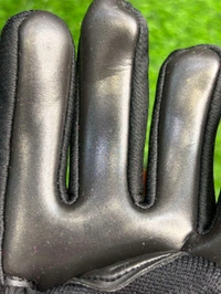 Future Ultimate Black GK Gloves - 10