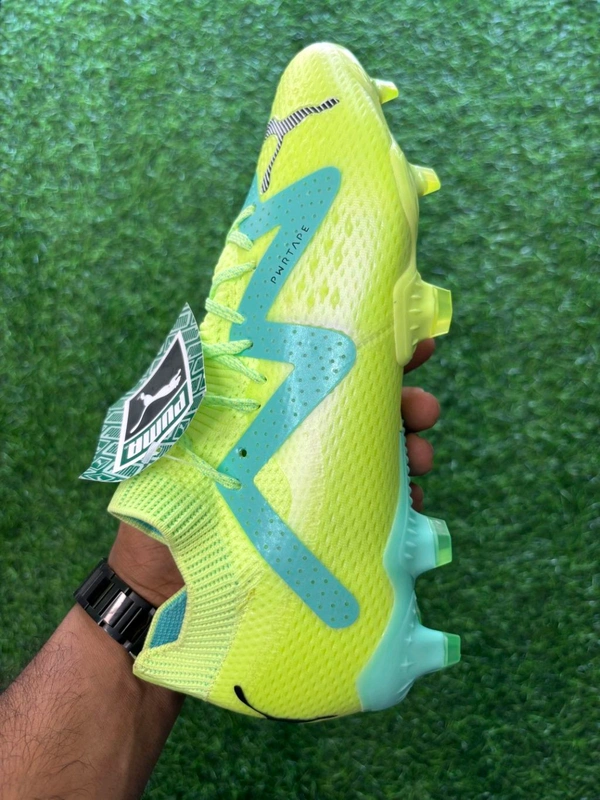 Future Ultimate FG Light Green Colour With Lace - 7.5