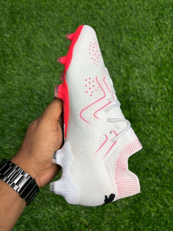 Future Ultimate FG White Colour With Lace - 7.5