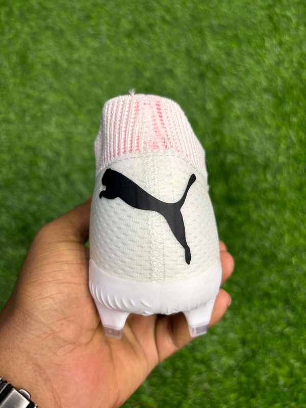 Future Ultimate FG White Colour With Lace - 7.5