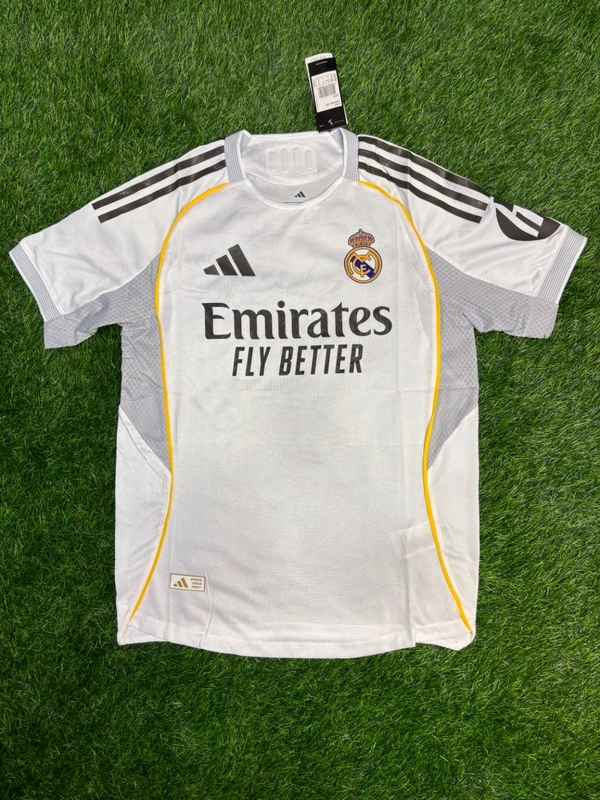 Madrid 25/26 Home Jersey Player Edition - XL
