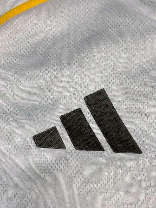 Madrid 25/26 Home Jersey Player Edition - XXL