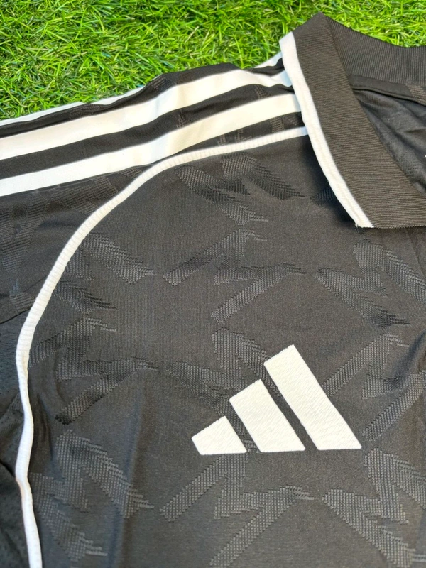 Manchester United Black Special Player Edition - S