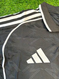 Manchester United Black Special Player Edition - M